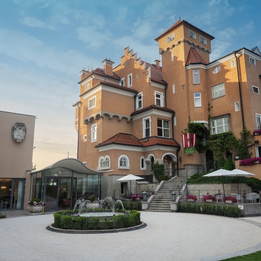 Hotel Schloss Mönchstein