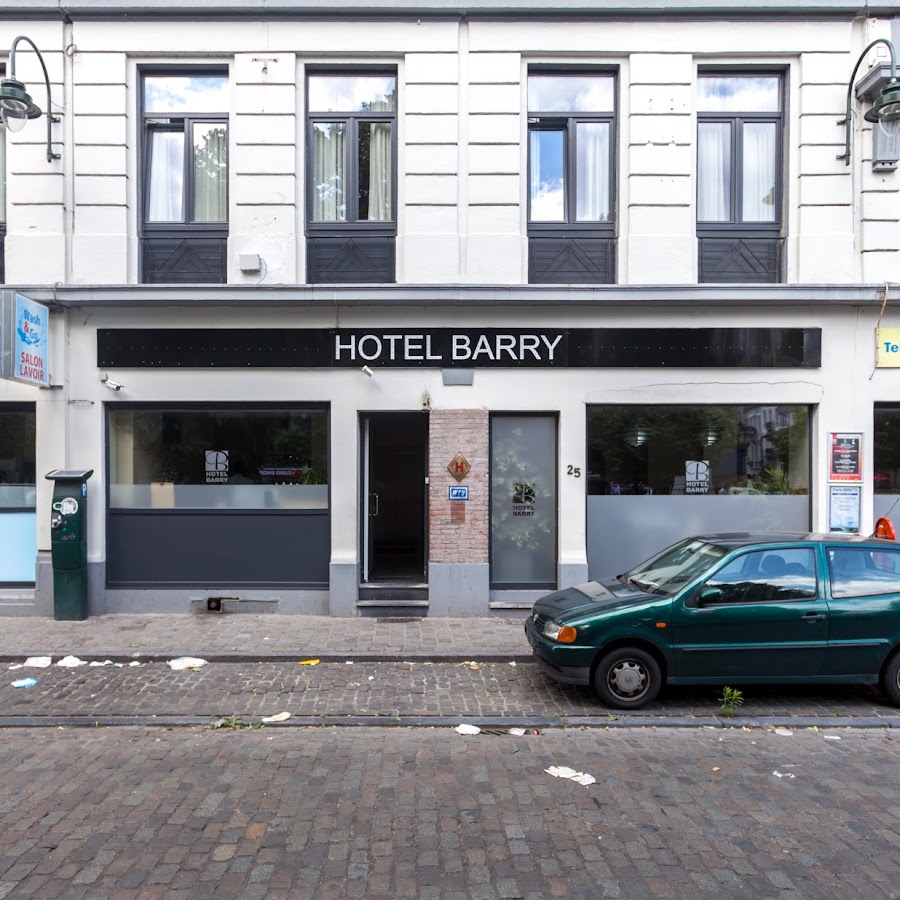 Hotel Barry