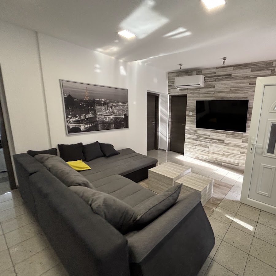Apartment by Alex Rafael