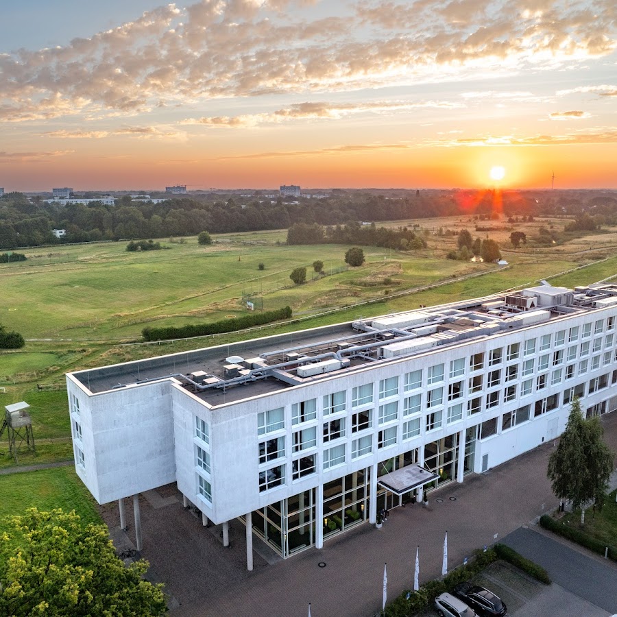 ATLANTIC Hotel Galopprennbahn