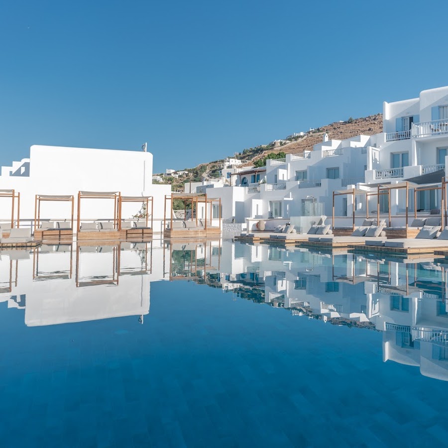Manoulas Beach Mykonos Resort