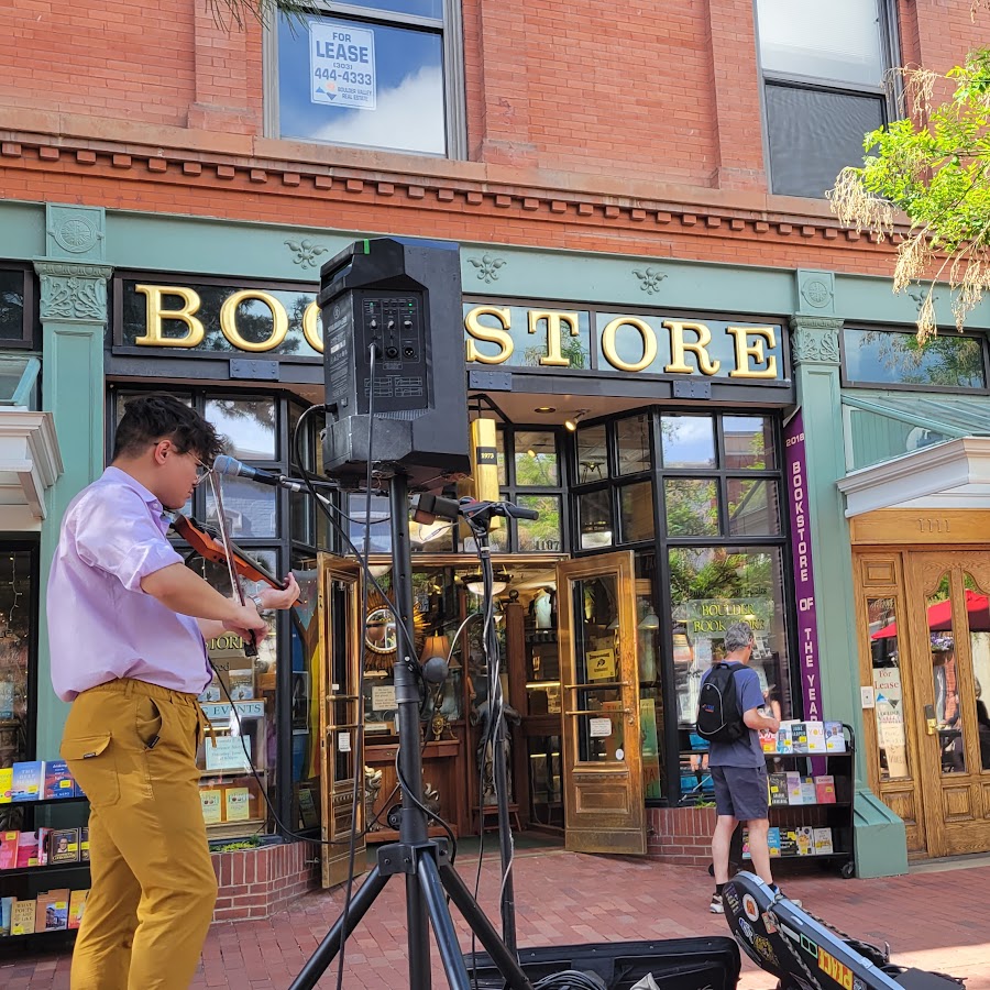 Boulder - Pearl Place