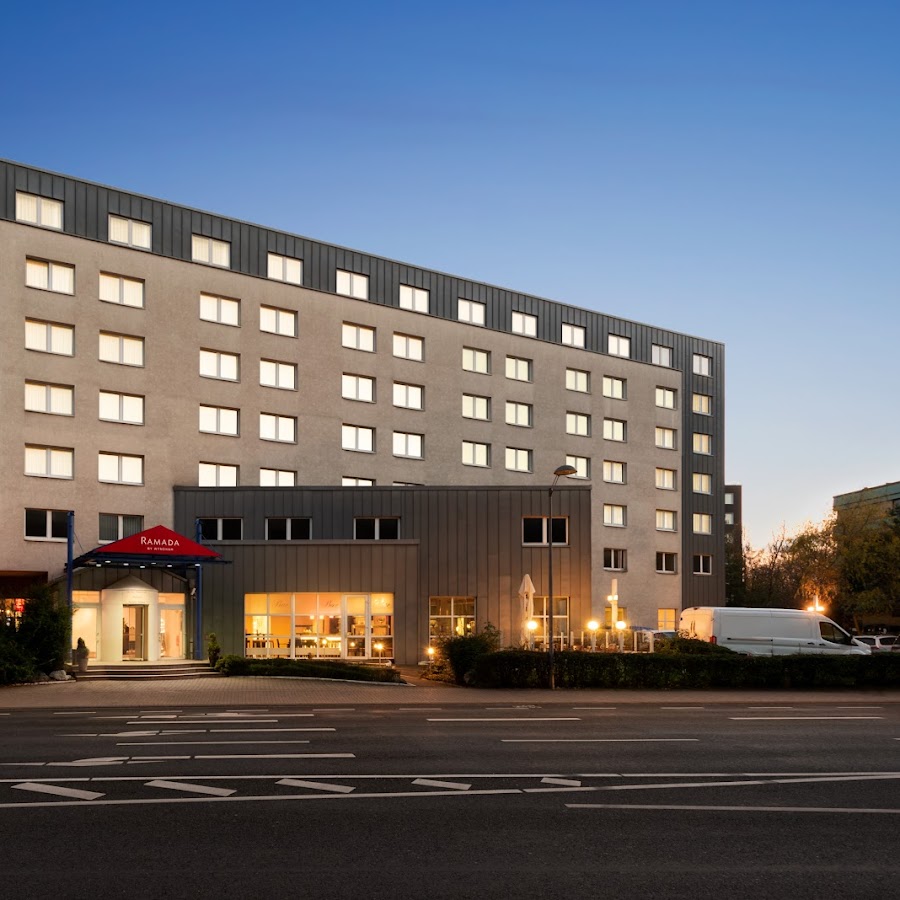 Ramada By Wyndham Bottrop