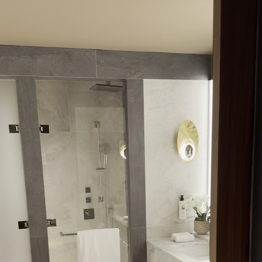 Mandarin Oriental Savoy, Zurich