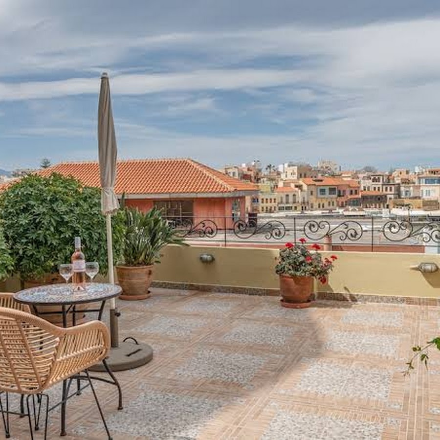 Pandora Suites Hotel