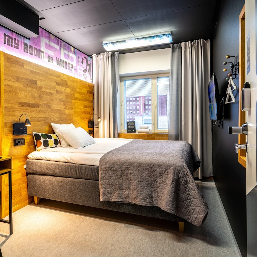 Time Rooms next to Hospital Nova