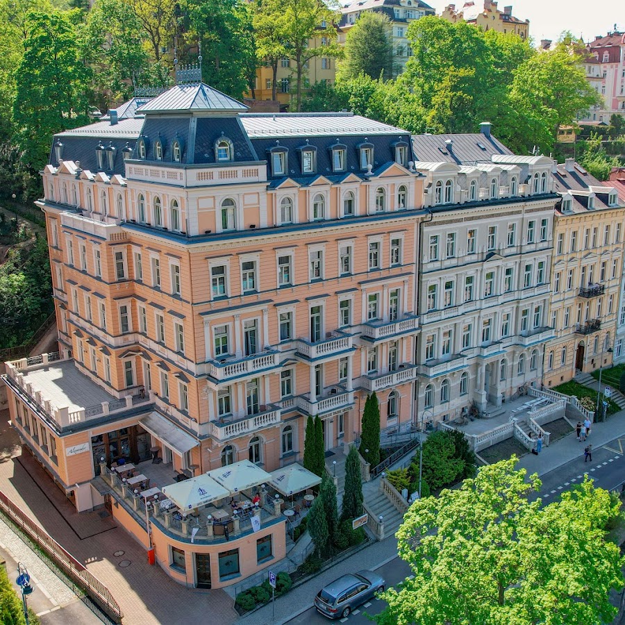 Humboldt Park Hotel & Spa