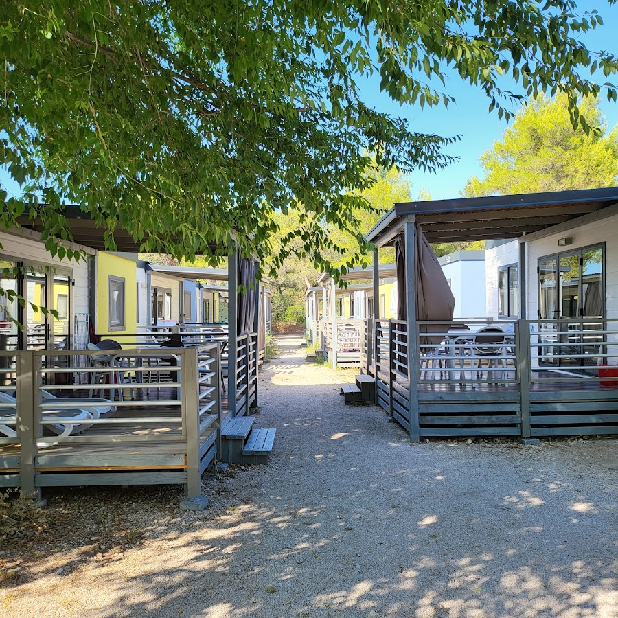 Happy Camp Mobilehomes Solaris