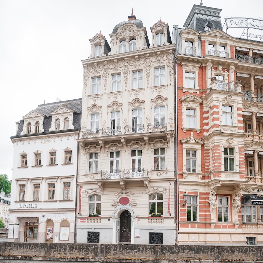 Alisa Hotel