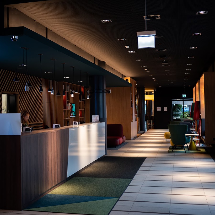 Holiday Inn Zürich - Messe by IHG