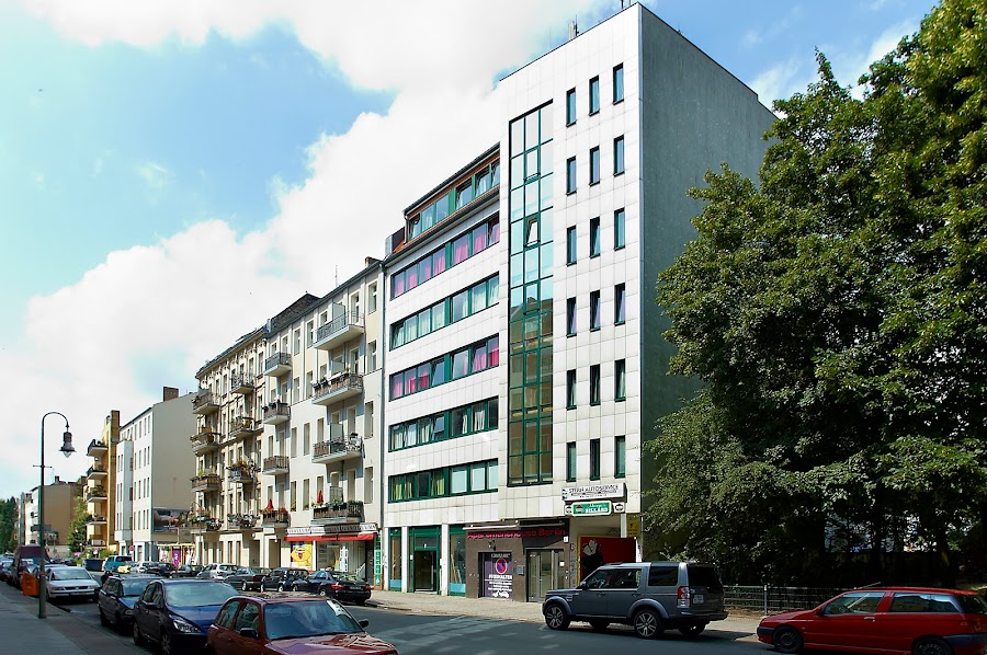 Apartmenthouse Berlin - Am Görlitzer Park