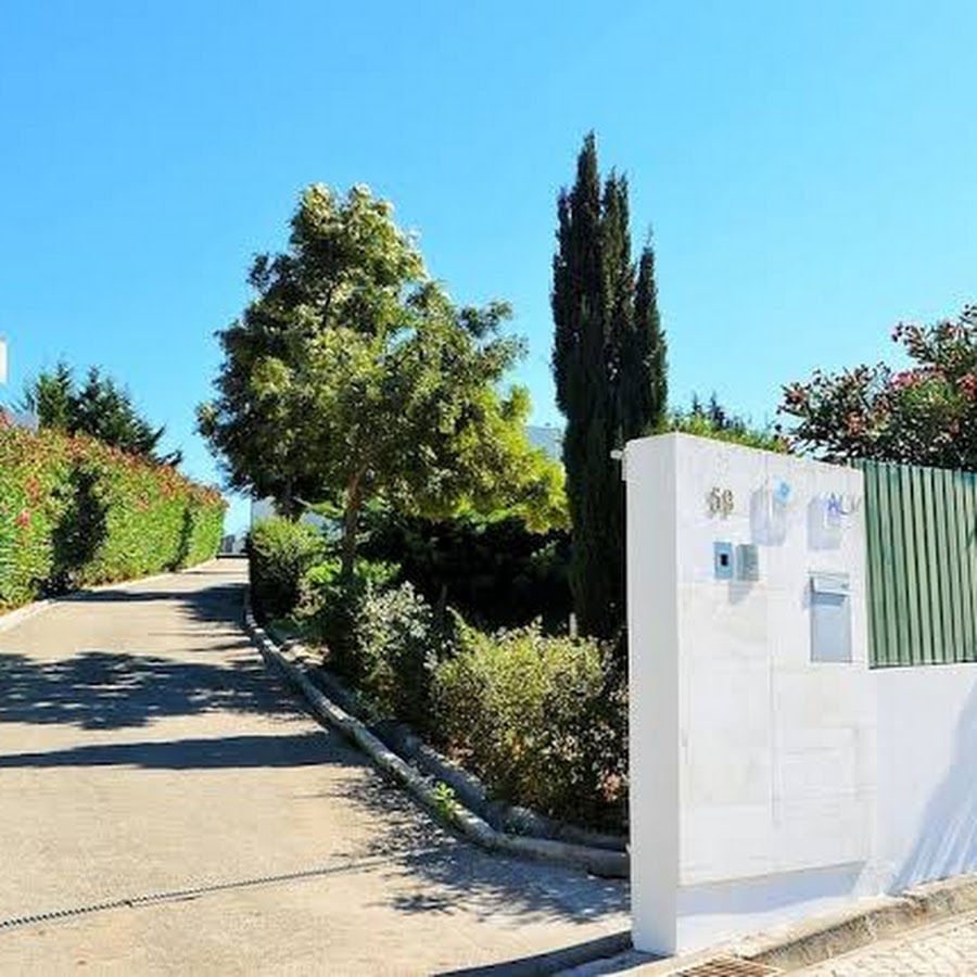 HILLTOP OASIS - Lisboa Oeiras

