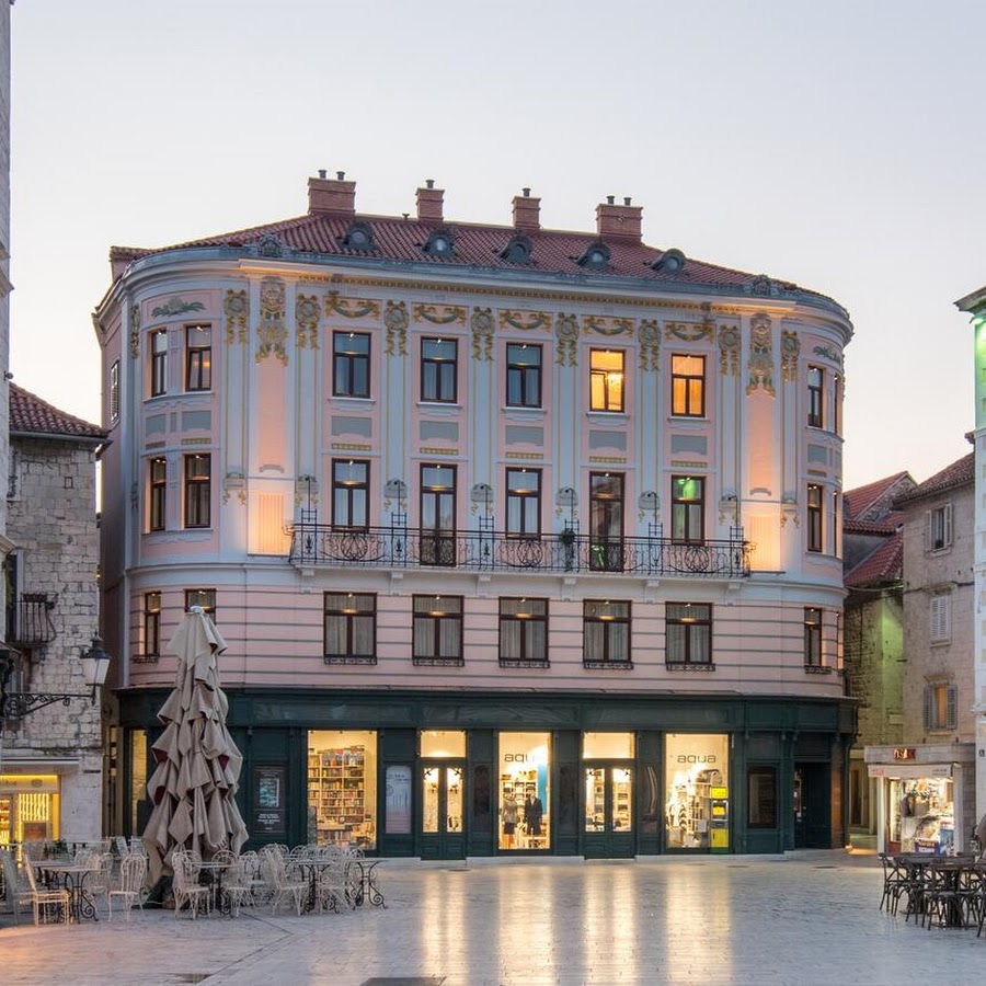 Central Square Heritage Hotel