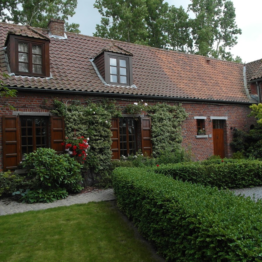 Les Peupliers: chambres d'hôtes Bed and Breakfast - guest house - Mons, Hainaut, Pairi Daiza