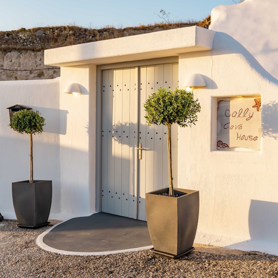 Cally Cave House