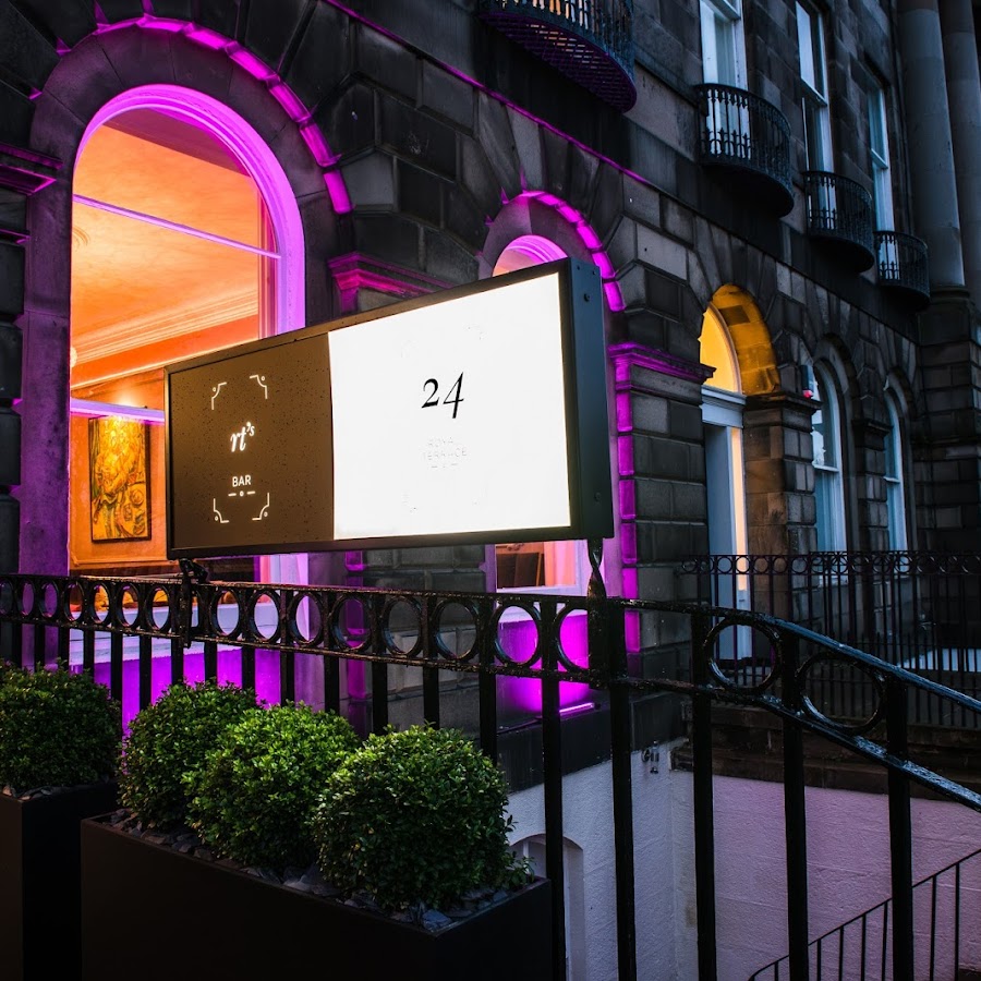 24 Royal Terrace Hotel