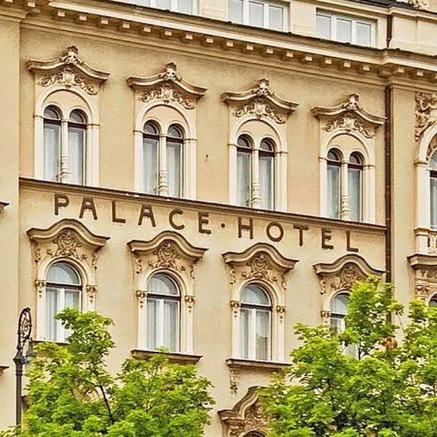 Palace Hotel