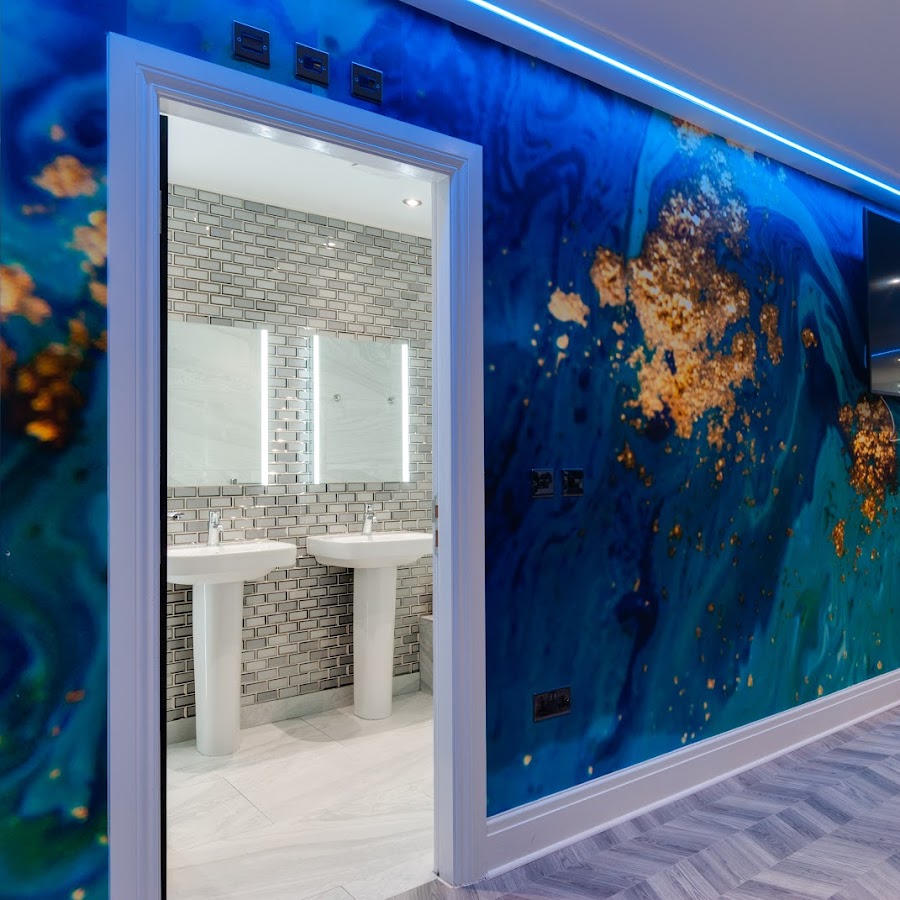 Temple Court Cavern Quarter Apartments by Happy Days