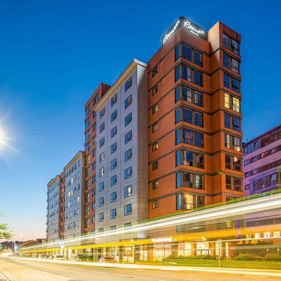 Roomzzz Aparthotel Leeds City West