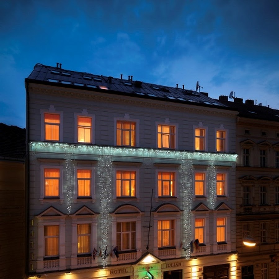 Hotel Julian