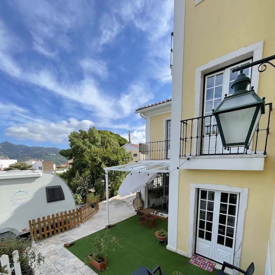 Galo Preto - Sintra Guesthouse