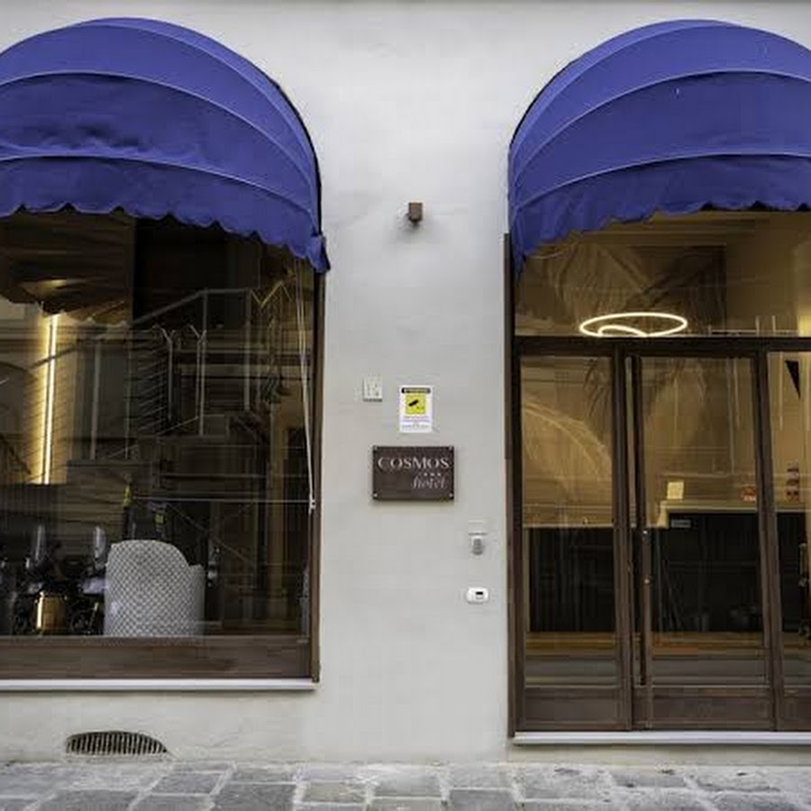 Hotel Cosmos