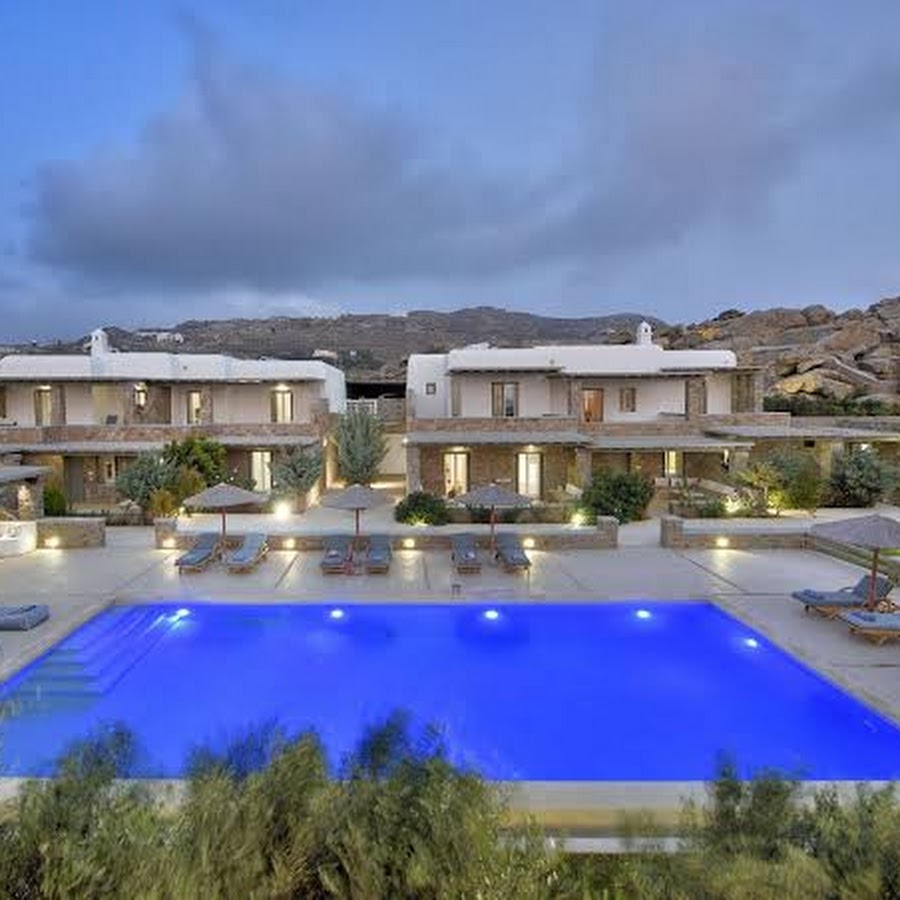 AC Village Christoulis