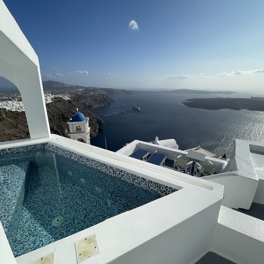 Altana Heritage Suites