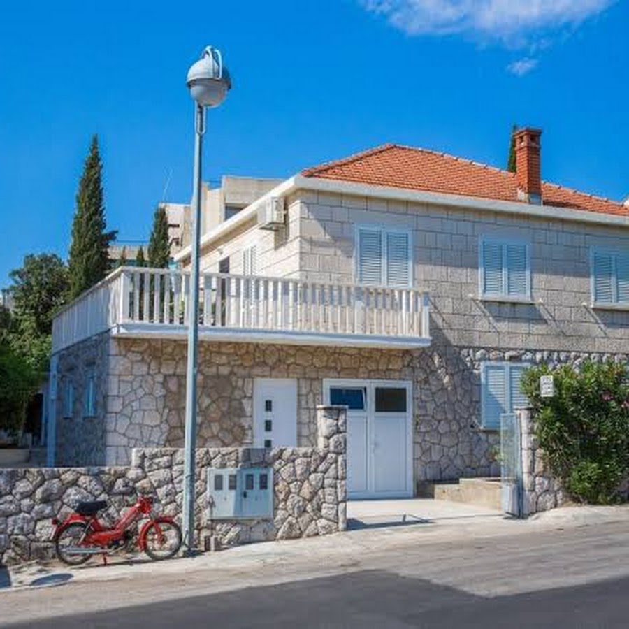 Aida Apartments and Rooms