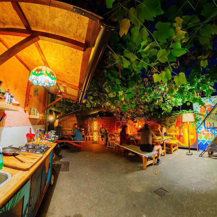 Hostel Mali Mrak