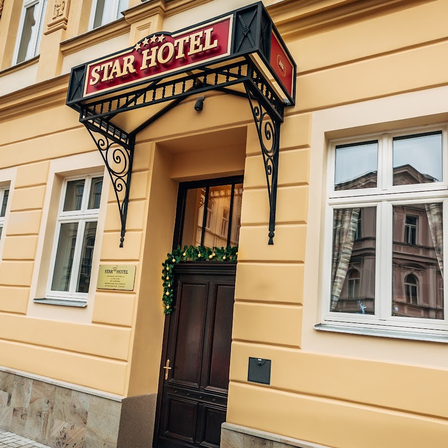 Star Hotel