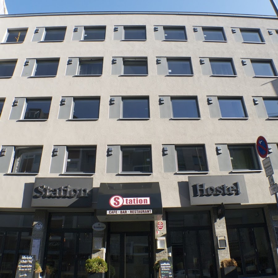 Station Backpacker's Hostel