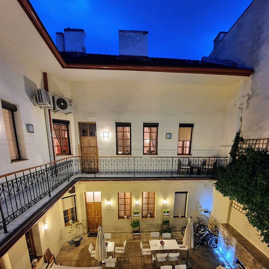 CITY Residence, Apartment Hotel