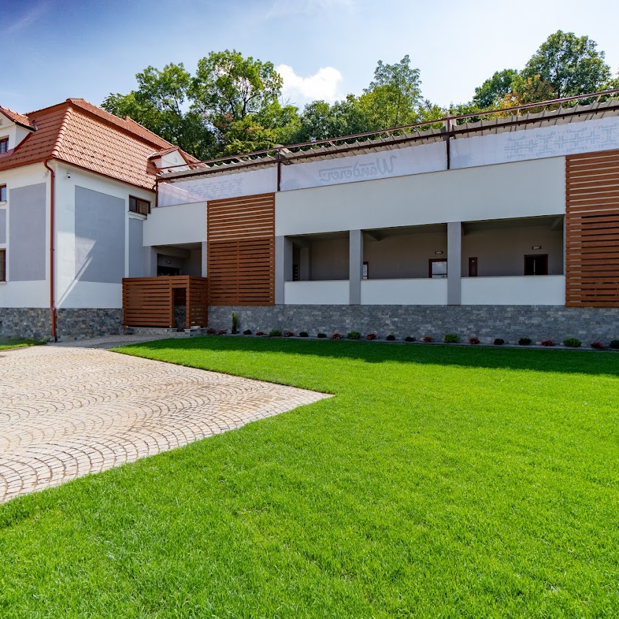 Wanderer Hotel & Restaurant