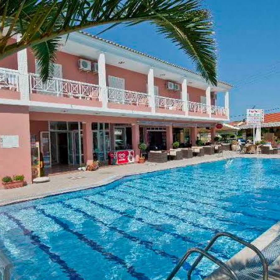 Angelina Hotel & Apartments