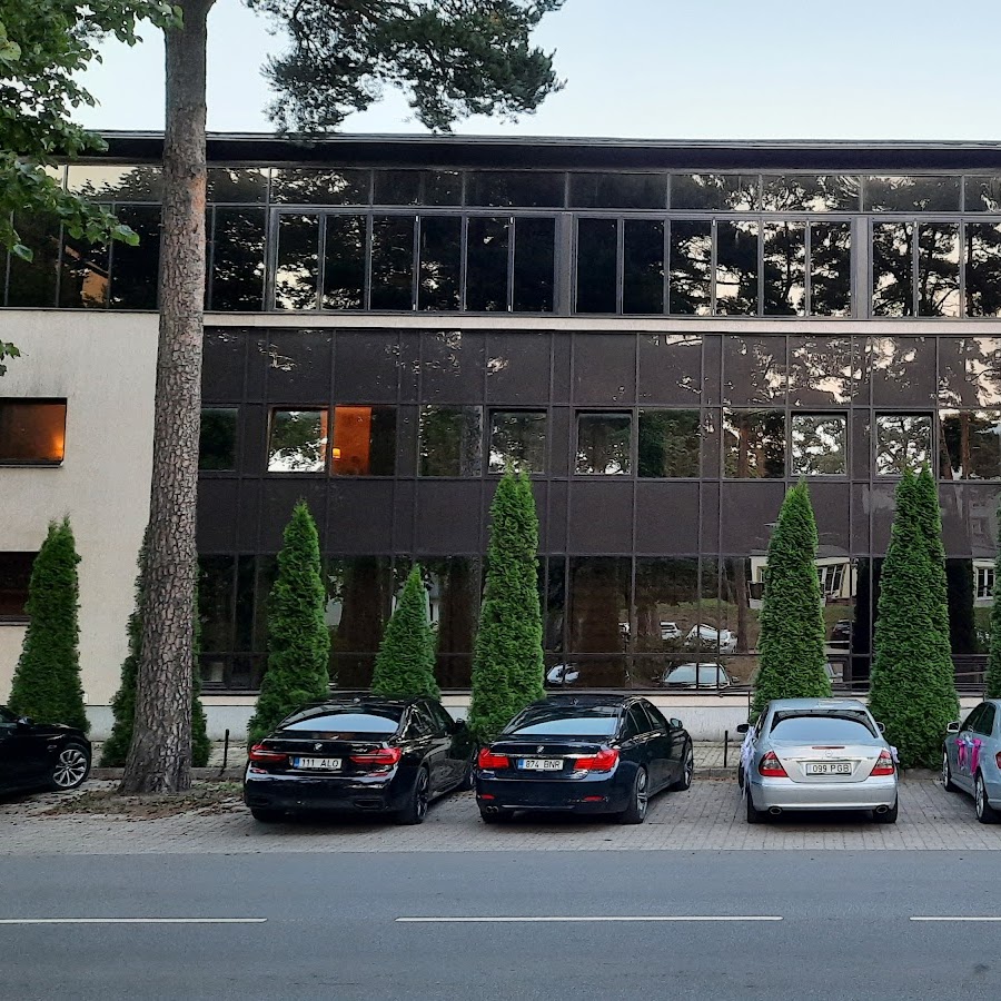 Hotel & Restaurant YES