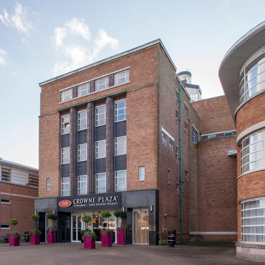 Crowne Plaza Liverpool John Lennon Airport by IHG