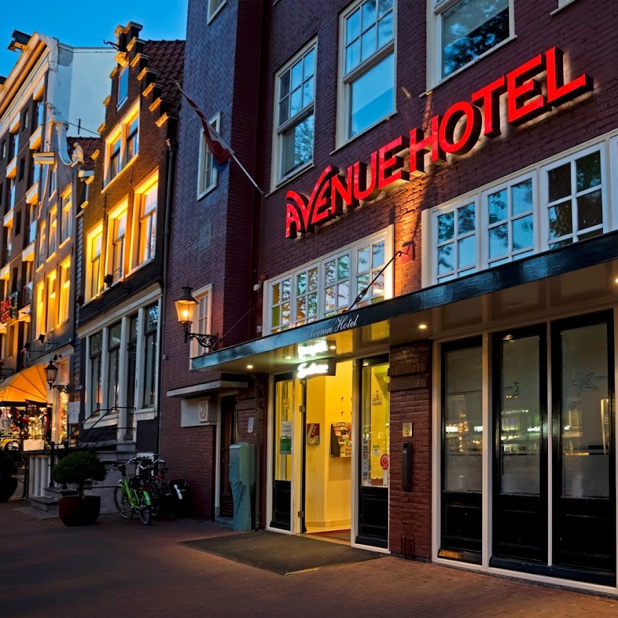 Avenue Hotel