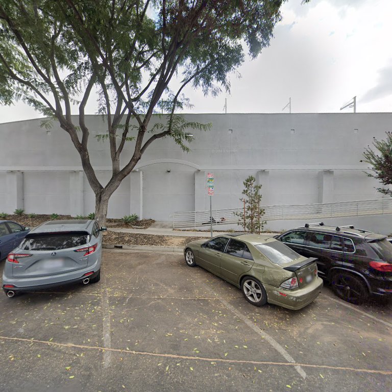 1235-1239 N Detroit St