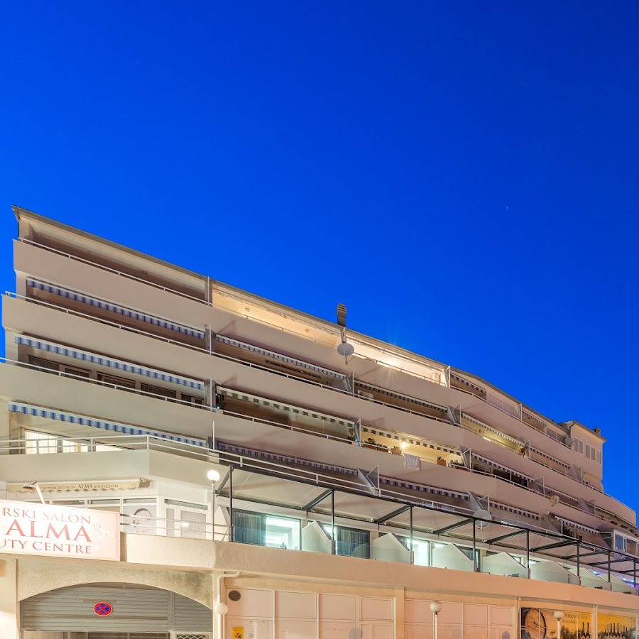 Sea View Luxury Rooms - Seven of Nine