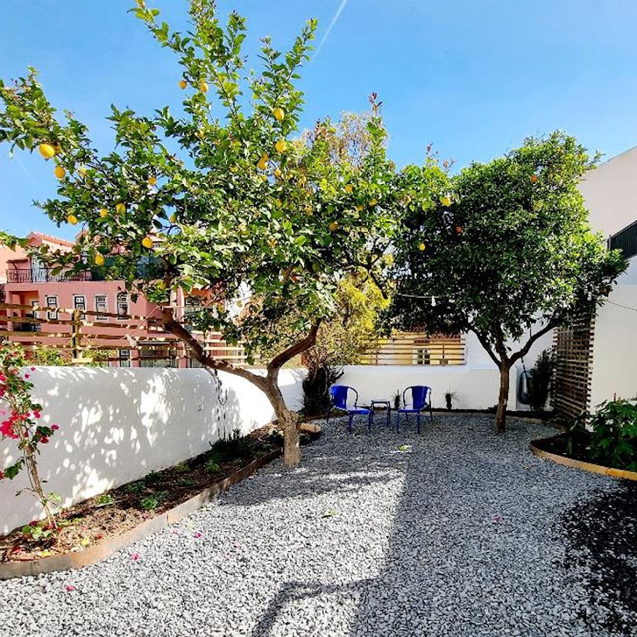 Casa Pavão Guesthouse
