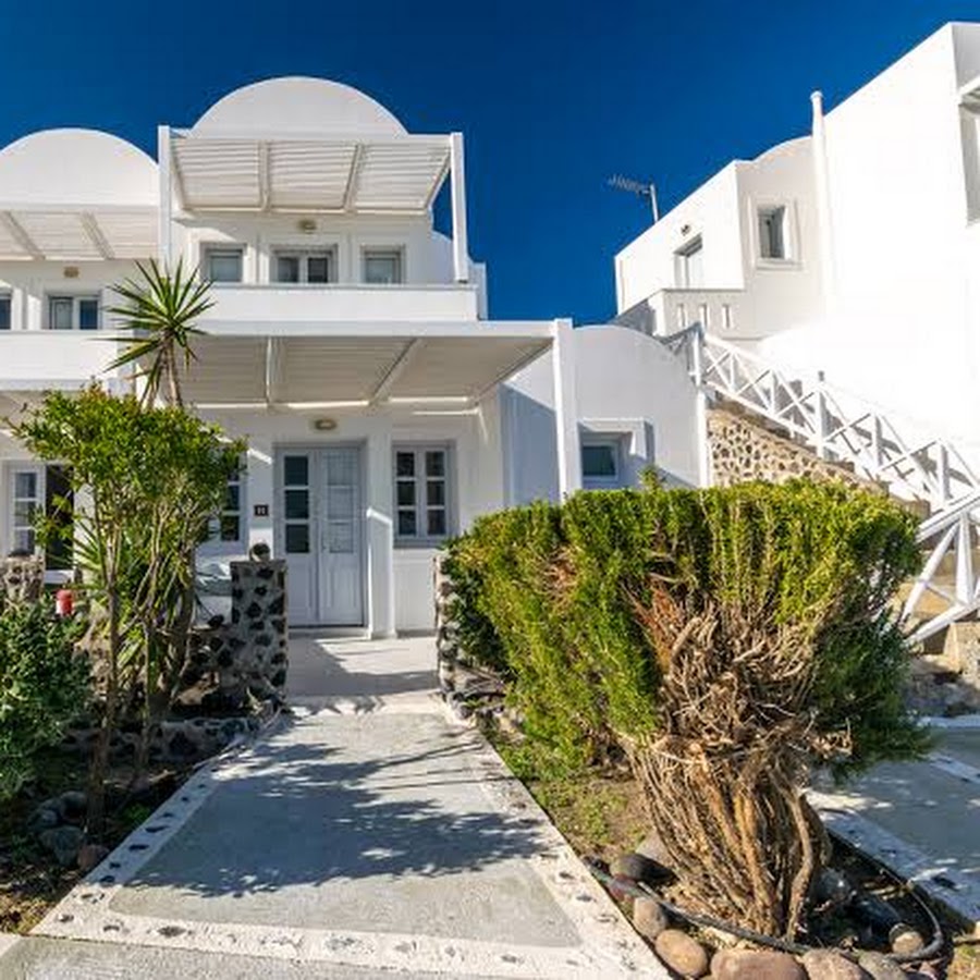 Phaos Santorini Suites