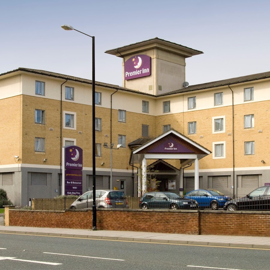 Premier Inn Newcastle City Centre Millennium Bridge hotel