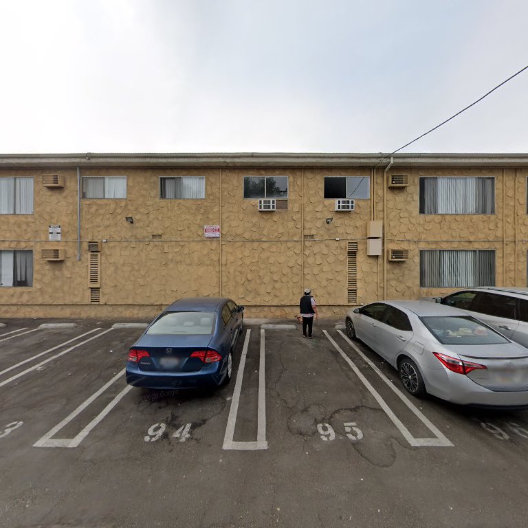 6262-6322 Reseda Blvd (A)