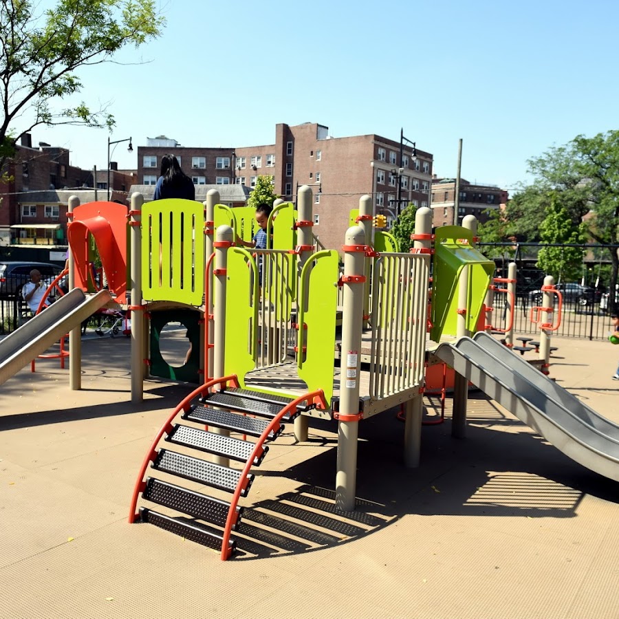 Bowne Playground