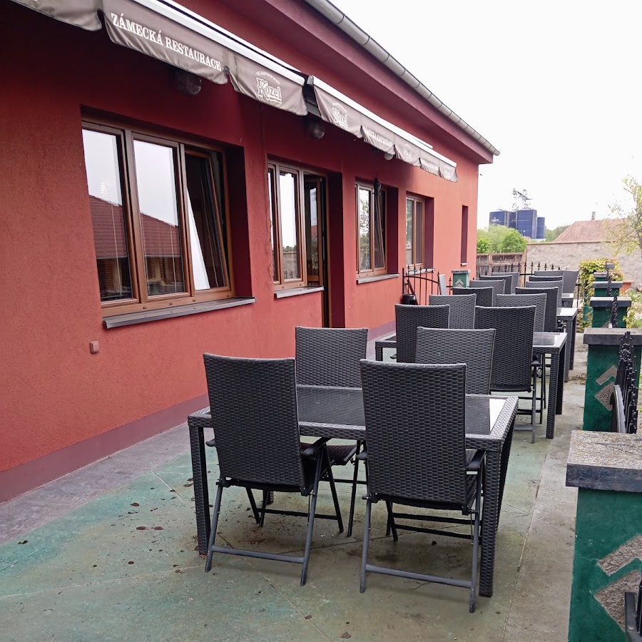 Penzion & Zámecká restaurace