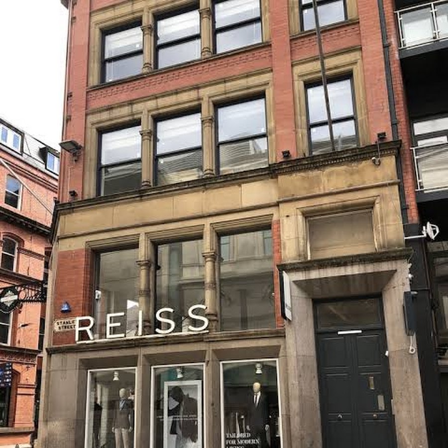 Mathew Street Apartments by Happy Days