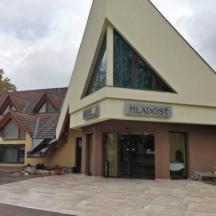 Hotel Mladosť