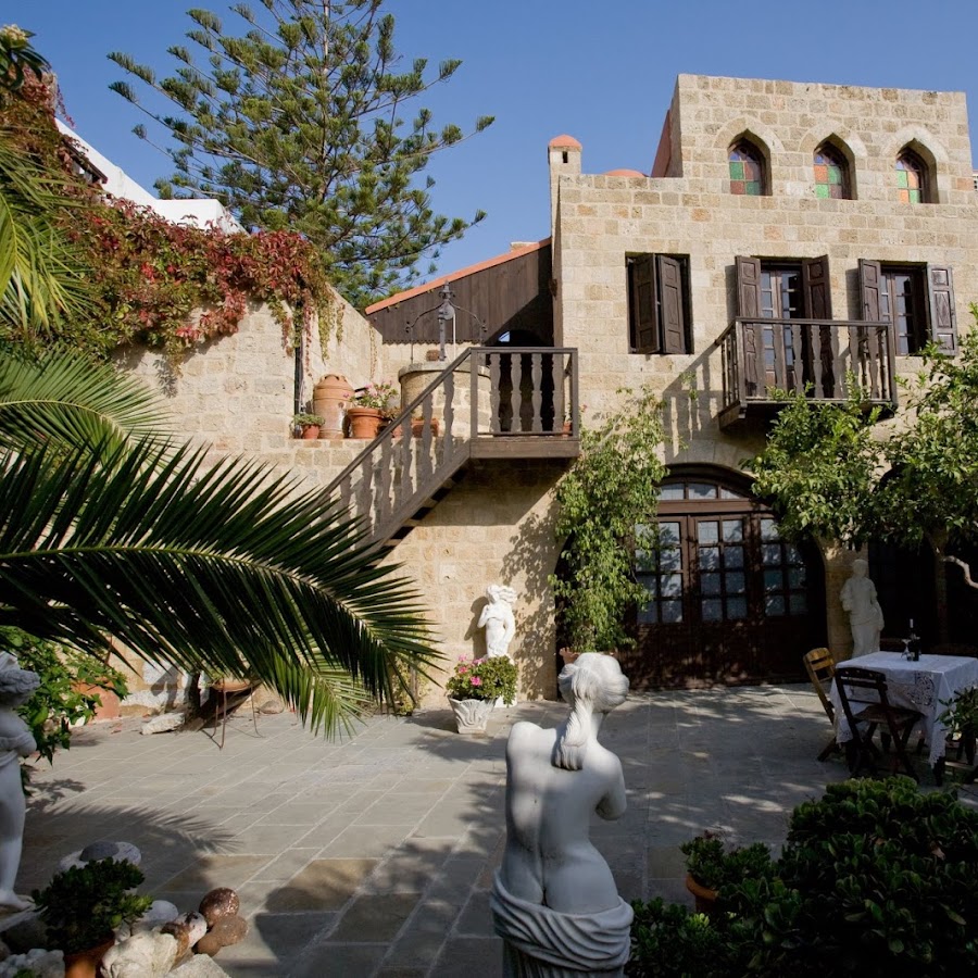 S. Nikolis Historic Boutique Hotel