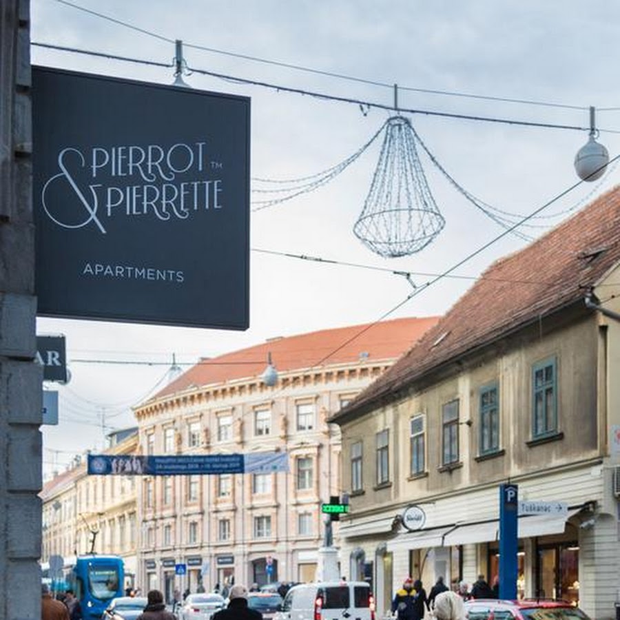 Pierrot & Pierrette Apartments